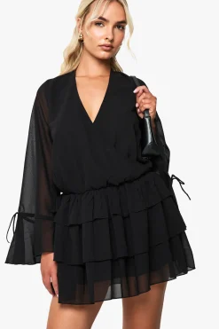 boohoo Robe mini en chiffon à manches longues<Femme Robes Courtes|Robes À Manches Longues