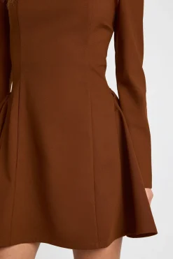 Robe Mini à Encolure Carrée Manches Longues et Jupe Évasée