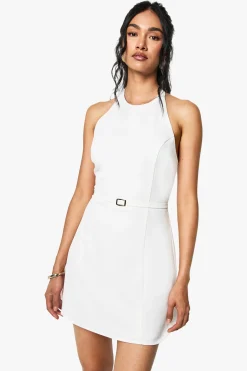 Robe mini à encolure halter avec détail de boucle