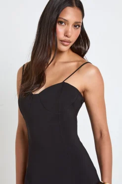 Robe Mini En Crêpe Stretch À Bonnets Intégrés Et Ourlet À Volant