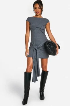 boohoo Robe mini en côte brossée<Femme Robes Moulantes|Robes