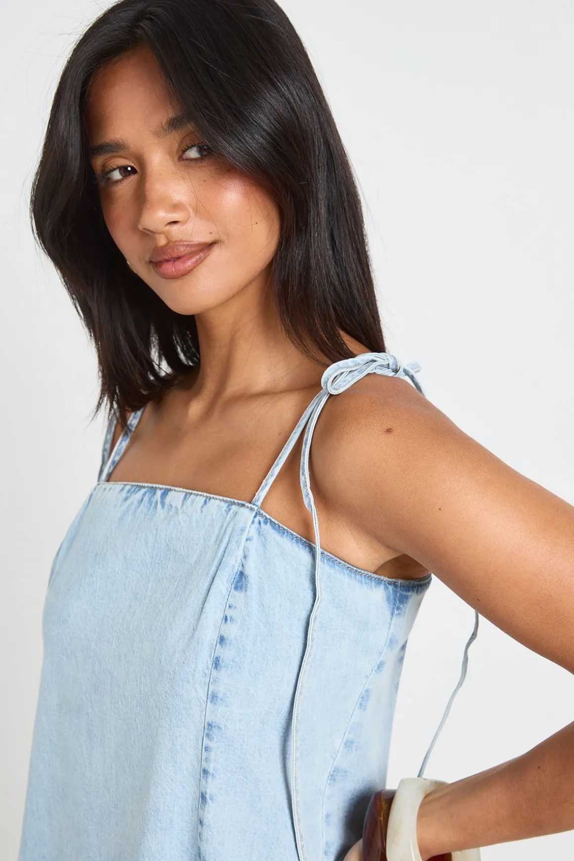 Robe Mini En Denim À Bretelles Et Ourlet Tombant Petite