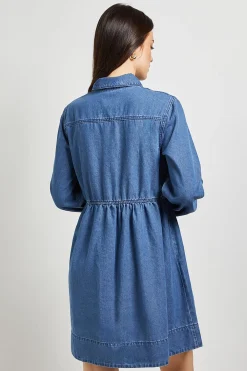 Robe Mini En Denim À Manches Longues Avec Détail De Poche Et Fermeture Zippée Devant