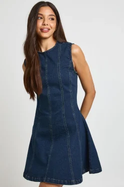boohoo Robe Mini En Denim Sans Manches À Détails De Coutures<Femme Denim|Denim