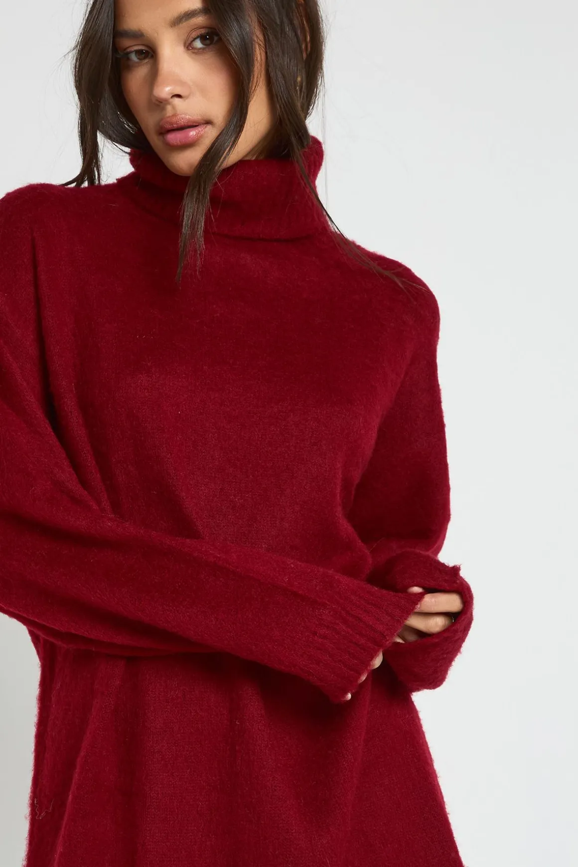 Robe mini en maille brossée ultra douce avec col roulé