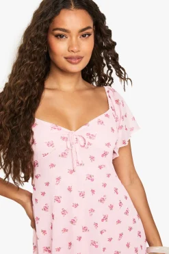 boohoo Robe Mini en Mesh Imprimé Floral Ditsy à Manches Ange avec Lien à l'Avant<Femme Robes Courtes|Robes