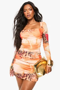 boohoo Robe mini en mesh léopard à col carré froncé<Femme Robes Moulantes|Robes À Manches Longues