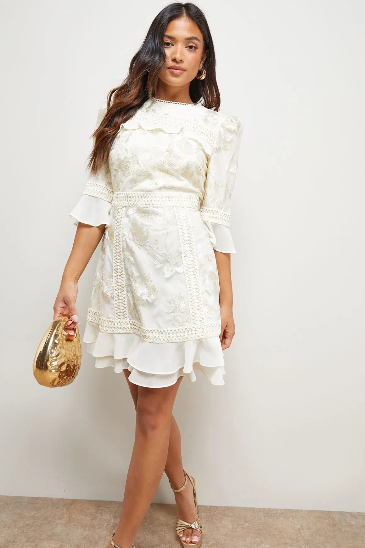 Robe Mini en Mousseline avec Volants et Panneau de Dentelle Petite
