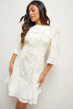 Robe Mini en Mousseline avec Volants et Panneau de Dentelle Petite