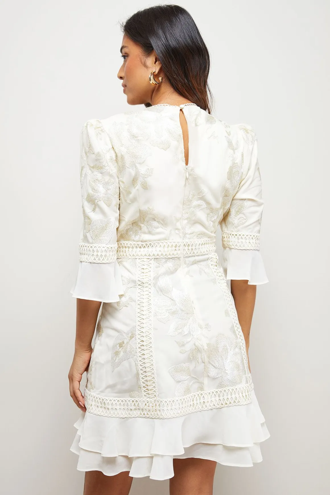 Robe Mini en Mousseline avec Volants et Panneau de Dentelle Petite