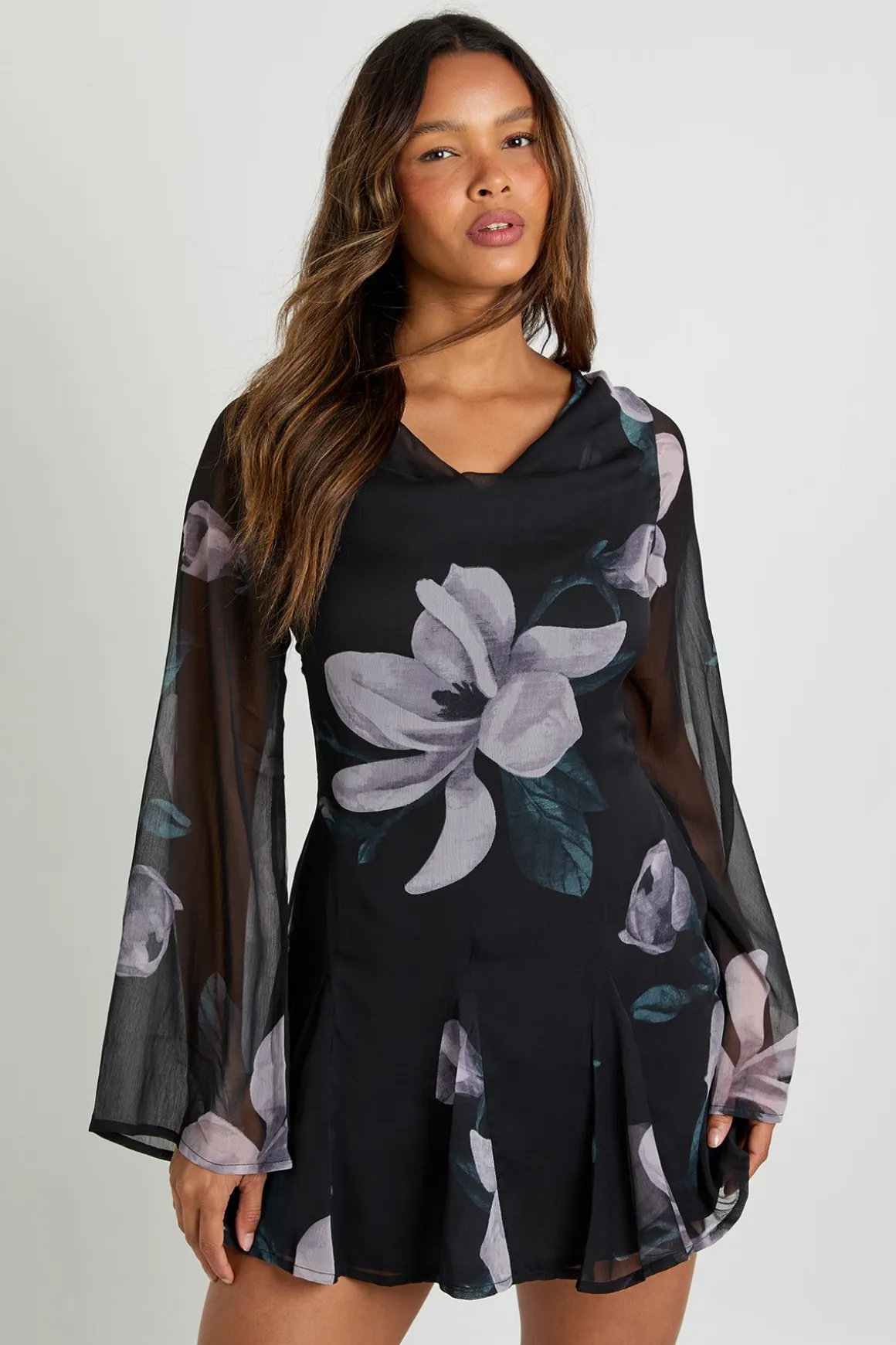 Robe Mini En Mousseline À Manches Longues Et Motif Floral