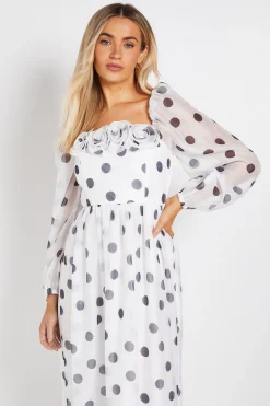 Robe Mini En Organza Imprimé À Encolure Carrée Avec Détail Floral Dp Luxe