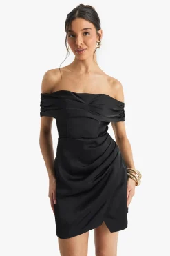 Robe Mini en Satin à Détails Ruched, Drapé et Col Bardot