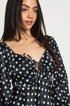 boohoo Robe Mini En Satin À Manches Bouffantes À Pois<Femme Pois|Satin Et Dentelle