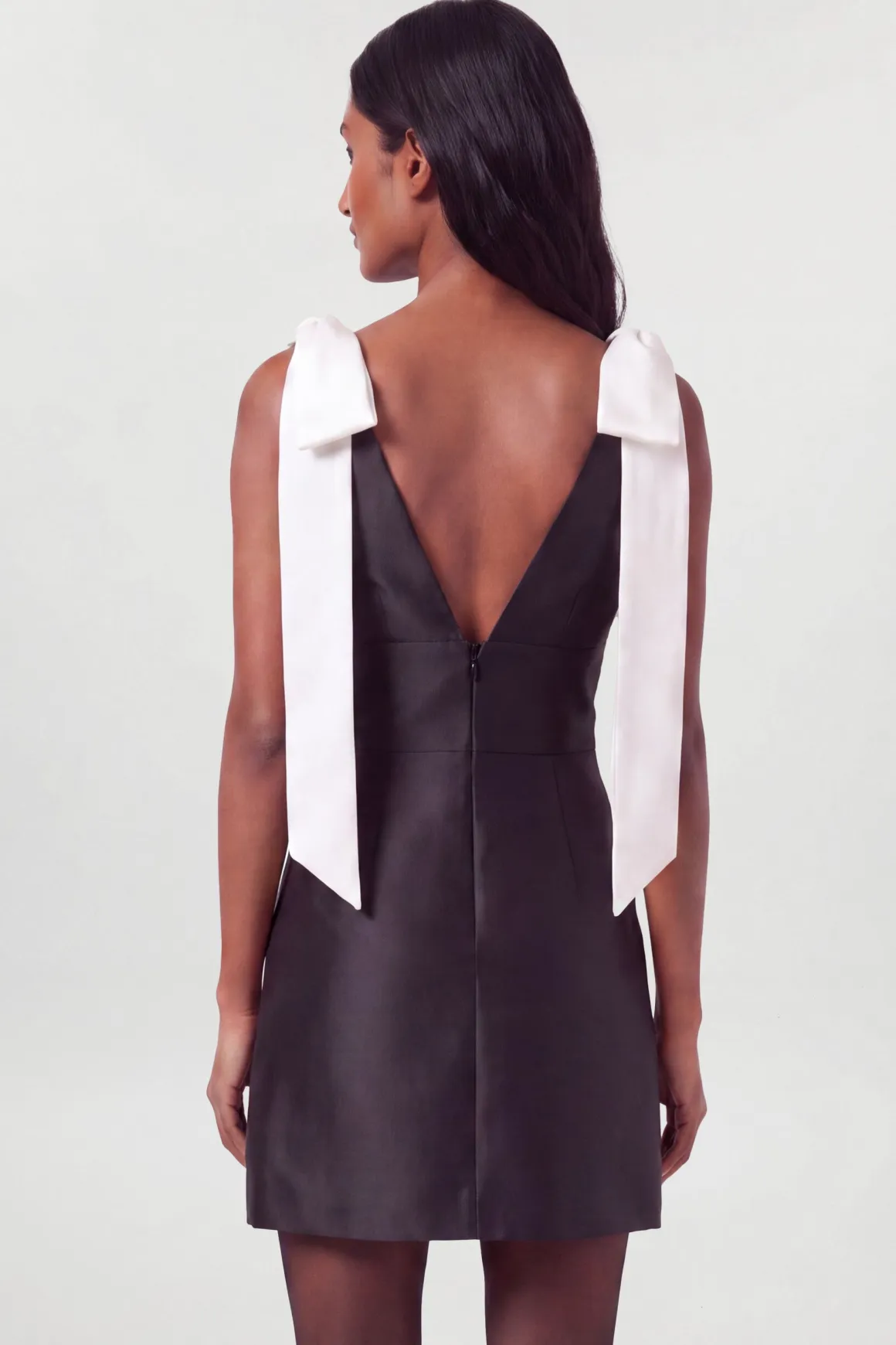 Robe Mini En Sergé À Liens Contrastés Aux Épaules