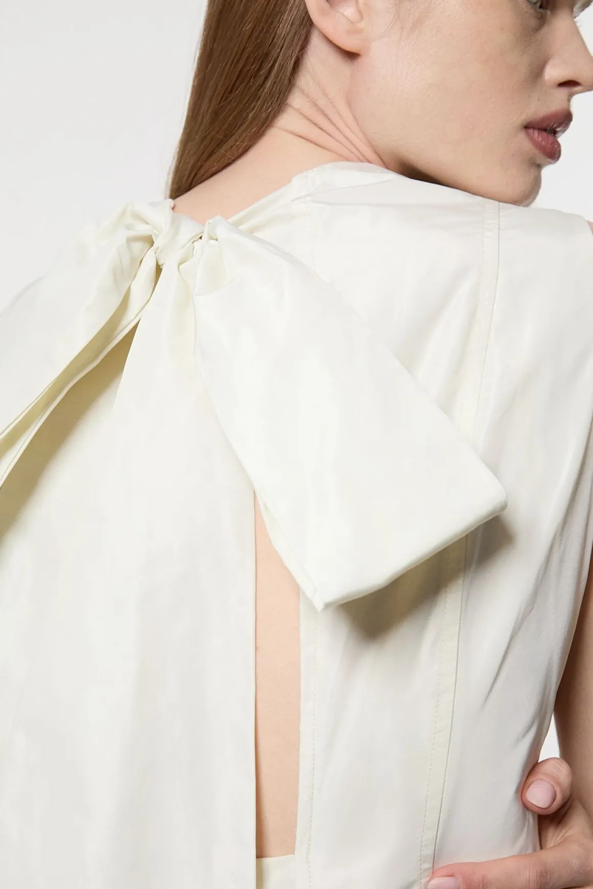 Robe mini en taffetas Drama tissée avec rosette et détail de nœud