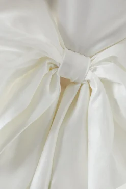 Robe Mini en Taffetas à Manches Bouffantes et Nœud Dos