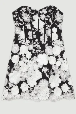 Robe Mini en Tissu Tissé Structuré à Appliqué Floral