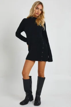 Robe mini en tricot avec détails boutons