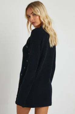 Robe mini en tricot avec détails boutons