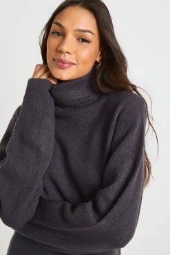 Robe mini en tricot épais à col roulé haut