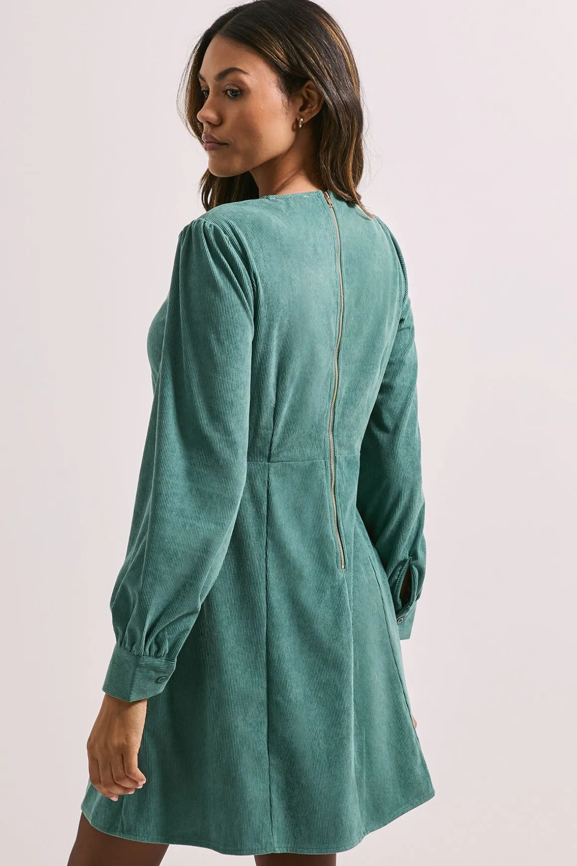 Robe Mini en Velours Côtelé avec Détails de Coutures