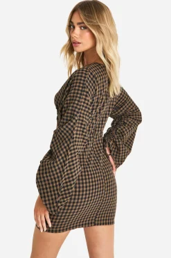 Robe mini en vichy à manches volumineuses