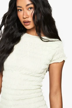 Robe mini froncée à manches cap