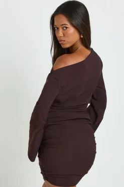 Robe Mini Froncée À Épaules Dénudées Et Manches Évasées