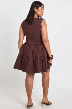 Robe Mini Grande Taille En Bengaline À Encolure Carrée