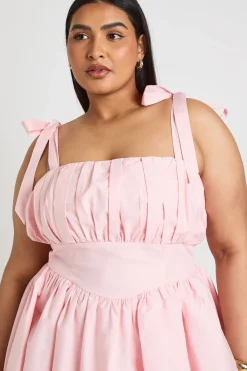 boohoo Robe Mini Grande Taille En Coton À Buste Froncé Et Bretelles Nouées Aux Épaules<Femme Toutes Les Robes|Robes Patineuses