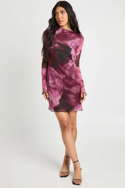 boohoo Robe Mini Grande Taille à Manches Évasées en Maille Florale<Femme Robes Moulantes|Robes À Manches Longues