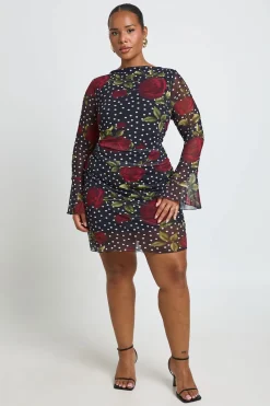 boohoo Robe Mini Grande Taille À Manches Évasées Et Encolure Slash Imprimé Roses Mixte<Femme Robes Moulantes|Robes À Manches Longues