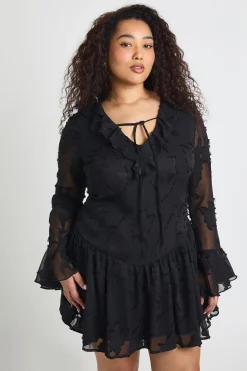 Robe Mini Grande Taille À Motif Floral Dévoré Et Ourlet Asymétrique
