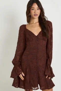 Robe Mini Grande Taille À Ourlet Godets Et Motif Floral Dévoré