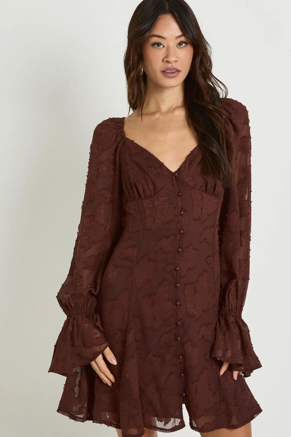 Robe Mini Grande Taille À Ourlet Godets Et Motif Floral Dévoré