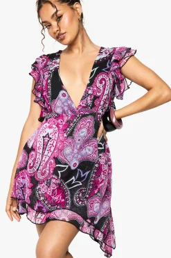 Robe mini imprimée paisley avec détails à volants et garniture en dentelle