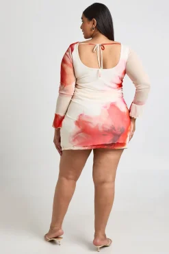 boohoo Robe Mini À Imprimé Floral Grande Taille<Femme Robes À Manches Longues|Robes