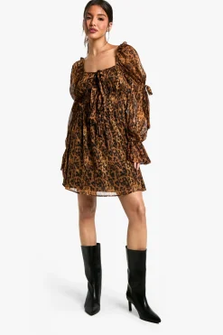 boohoo Robe mini laitière en chiffon à motif léopard<Femme Robes À Manches Longues|Robes