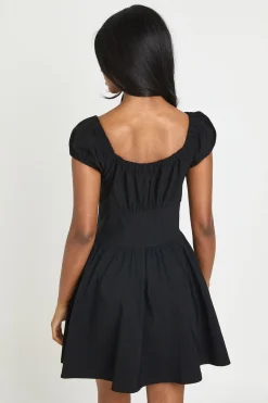 boohoo Robe Mini Laitière À Manches Volumineuses<Femme Robes Patineuses|Robes