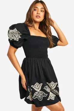 Robe Mini À Manches Bouffantes Brodée Petite Taille