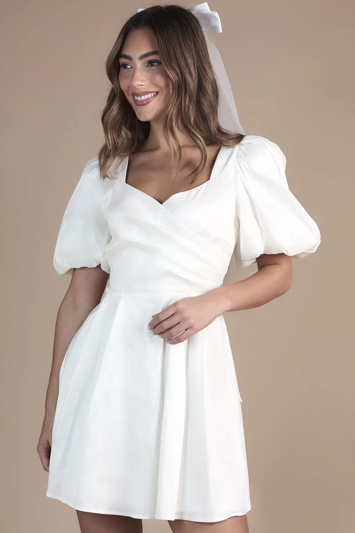 Robe Mini à Manches Bouffantes Robe de Mariée Avec Dos Noué