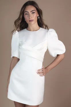 Robe Mini à Manches Courtes et Devant Croisé