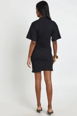 Robe Mini À Manches Courtes Ultra Douce Avec Taille Froncée