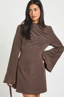Robe Mini à Manches Longues avec Épaules Drapées