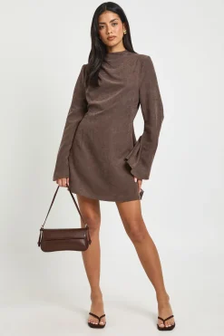 Robe Mini à Manches Longues avec Épaules Drapées