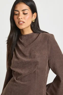Robe Mini à Manches Longues avec Épaules Drapées