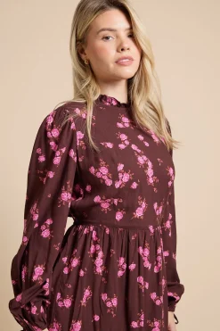 Robe Mini À Manches Longues Avec Col À Volants Roses
