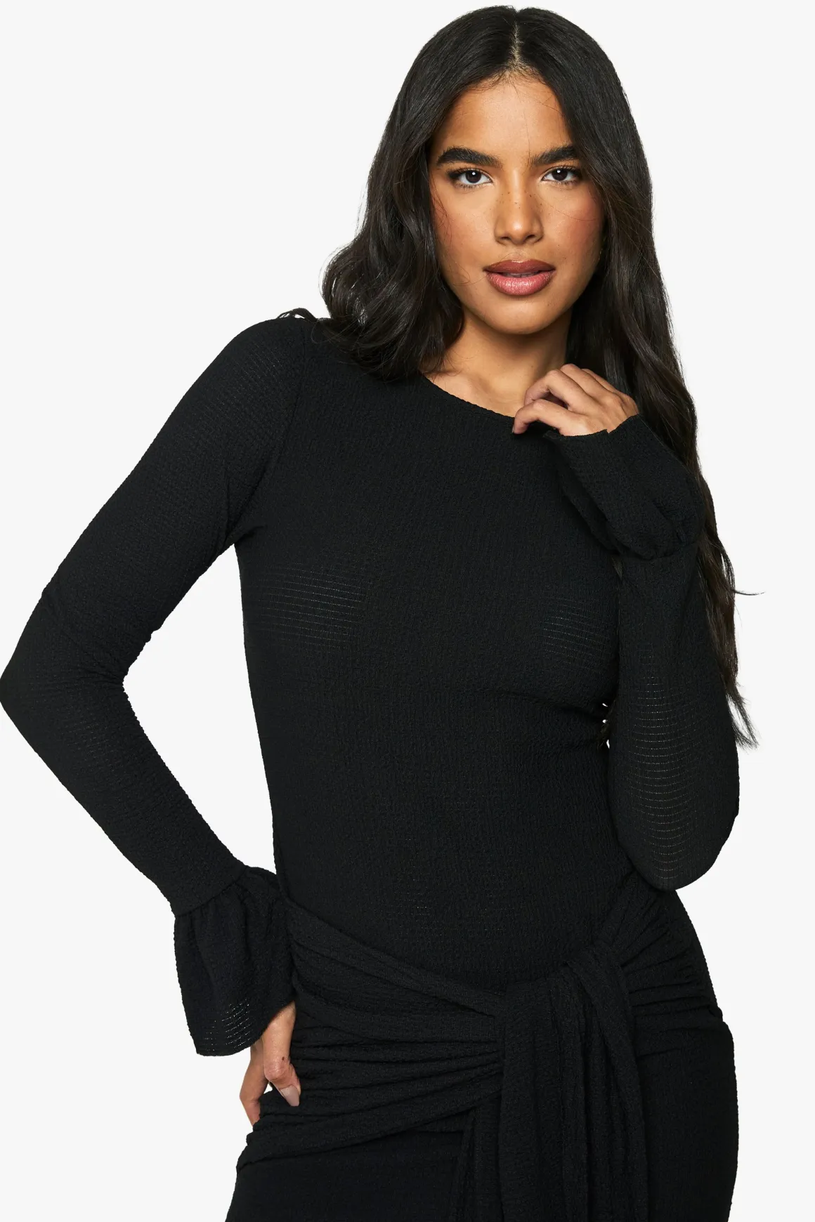 Robe mini à manches évasées avec détail drapé texturé