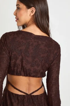 boohoo Robe Mini à Manches Évasées et Dos Ouvert Motif Floral Dévoré<Femme Looks Chocolat|Robes Moulantes